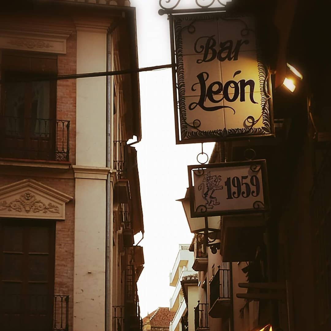 Rótulo Bar León, Calle Pan